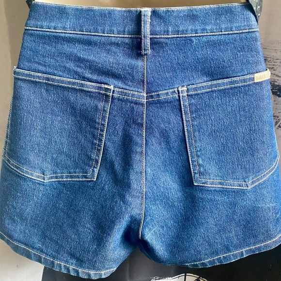 NWOT Guess blue denim shorts - Picture 2 of 6